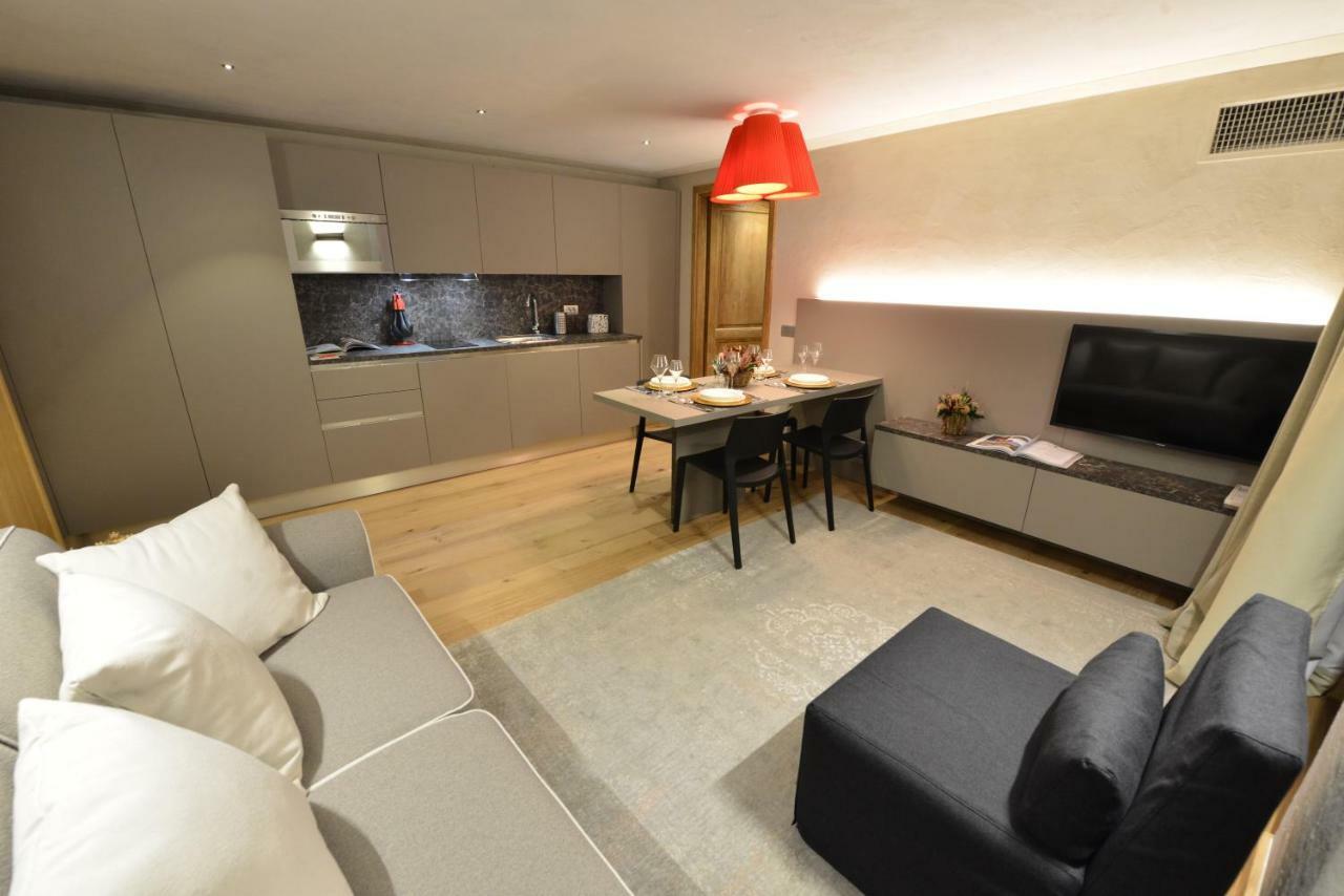 Le Reve - Via Sant'orso,2 *